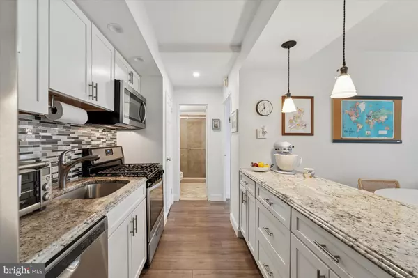 Philadelphia, PA 19103,2101-17 CHESTNUT ST #819