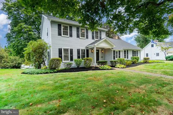 Mechanicsburg, PA 17050,5221 MEADOWBROOK DR