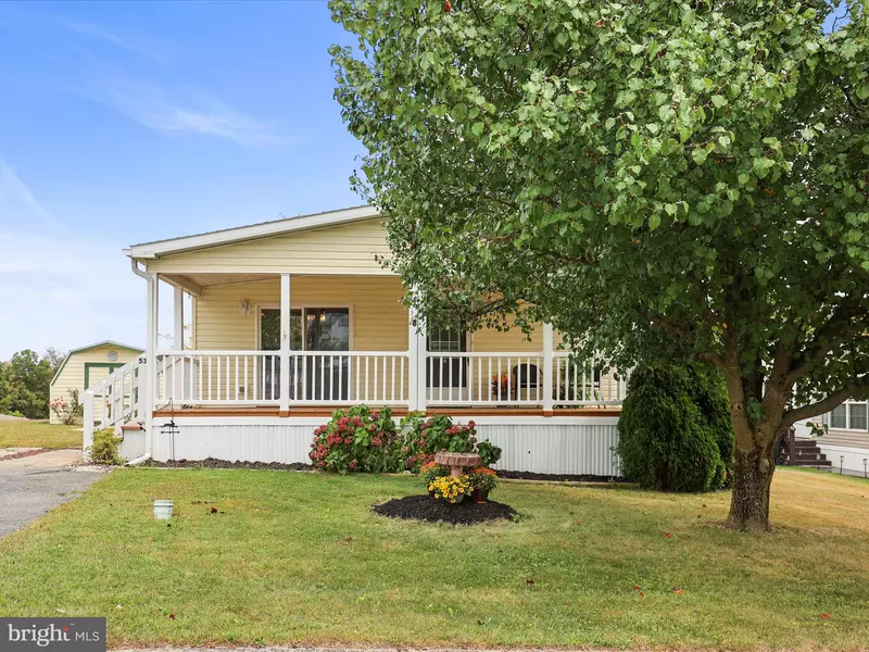 53 RAPTOR DR, Hanover, PA 17331