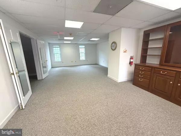 La Plata, MD 20646,200 HOWARD ST #101 & 201