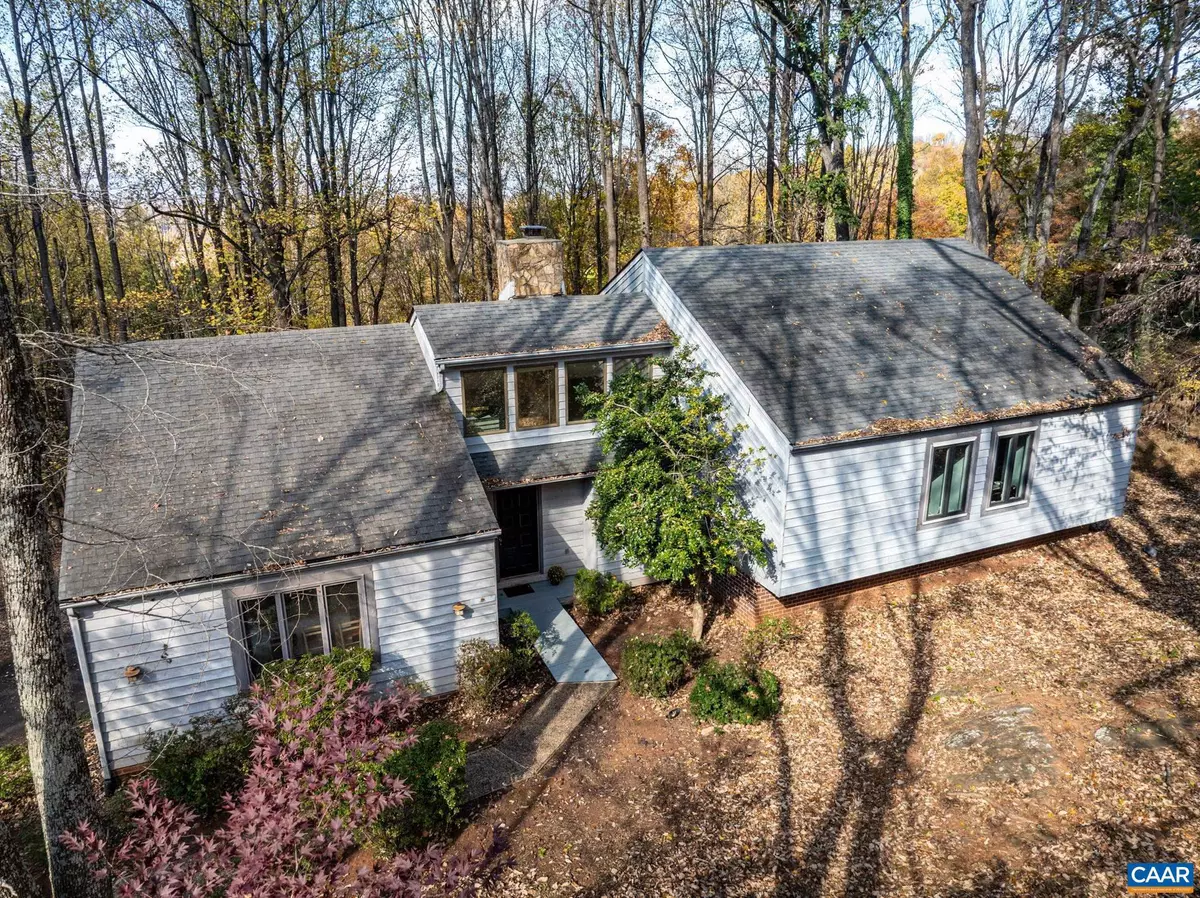 Charlottesville, VA 22911,1880 NORTH PANTOPS DR