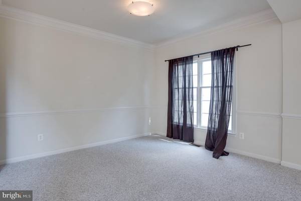 Ashburn, VA 20147,43910 CAMELLIA ST