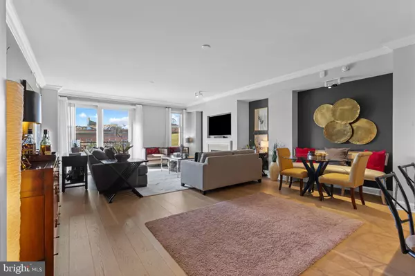 Baltimore, MD 21230,801 KEY HWY #T-70