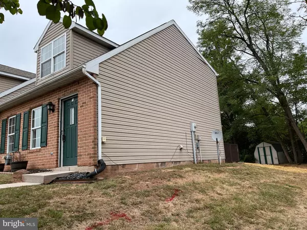 New Oxford, PA 17350,1 OXFORD CT