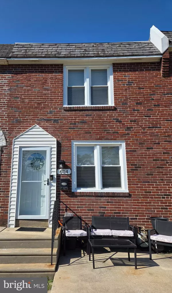 604 W CRESCENT DR, Glenolden, PA 19036