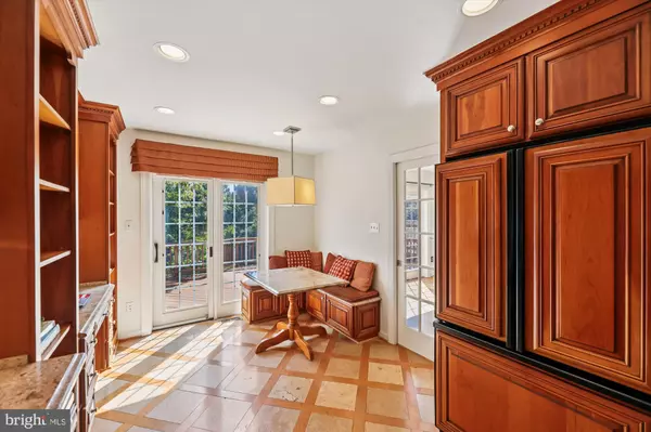 Alexandria, VA 22304,6309 MANCHESTER WAY