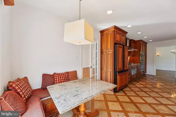 Alexandria, VA 22304,6309 MANCHESTER WAY