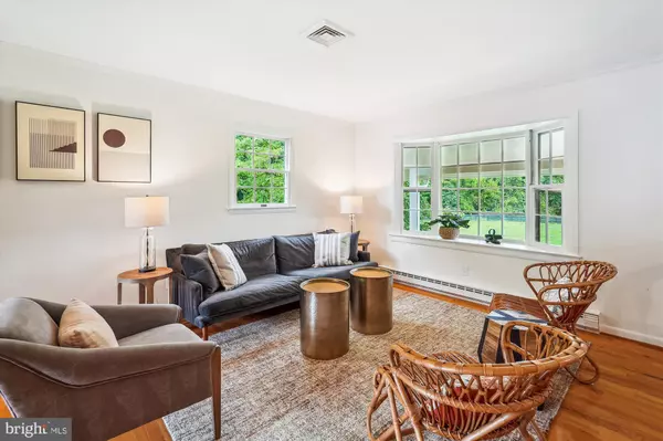 Upperville, VA 20184,1170 S PARKER ST