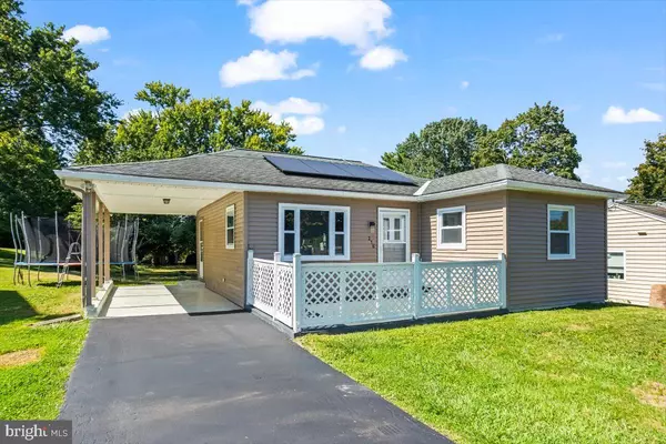 216 S MANOR ST, Mountville, PA 17554