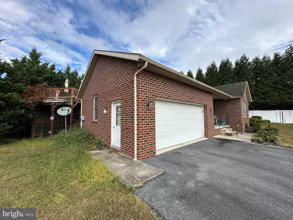 Chambersburg, PA 17202,33 DIOPSIDE DRIVE