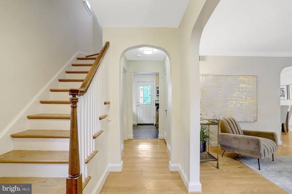 Arlington, VA 22202,2405 S INGE ST