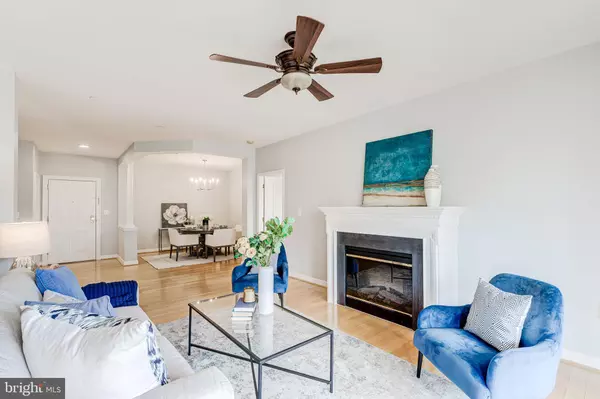 Woodbridge, VA 22191,440 BELMONT BAY DR #307