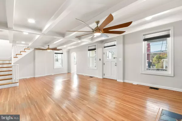 Myersville, MD 21773,421 MAIN ST