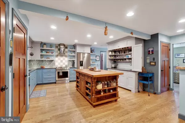 York, PA 17406,3327 DEININGER RD