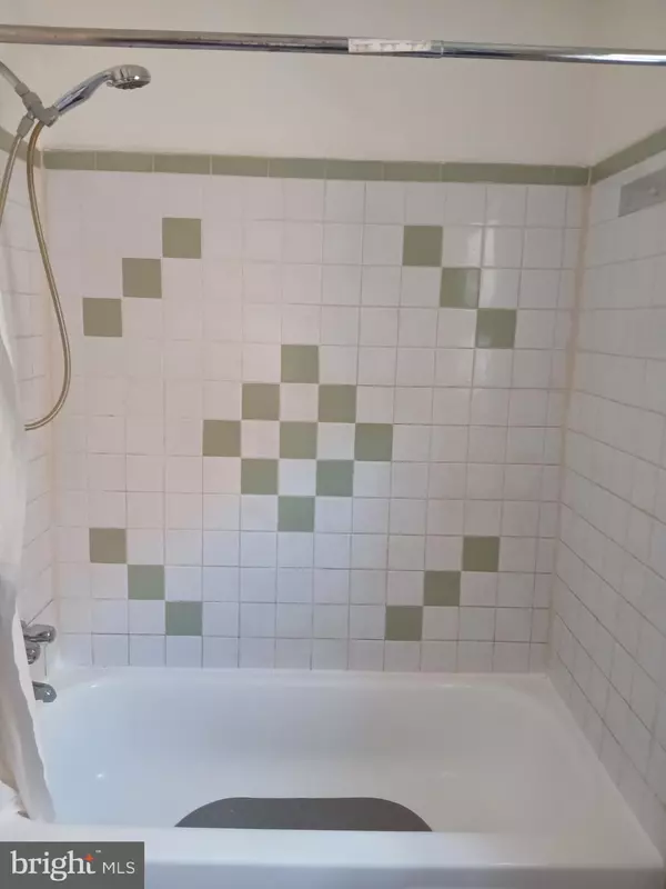 Linwood, PA 19061,138 JONES