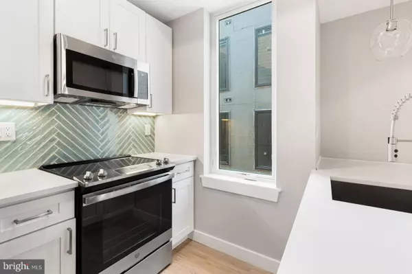 Philadelphia, PA 19125,1144 FRANKFORD AVE #302