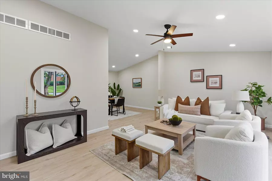 11 OAK HOLLOW CT, Baltimore, MD 21208