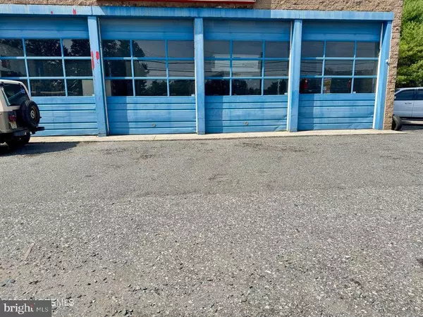 Waretown, NJ 08758,307 ROUTE 9