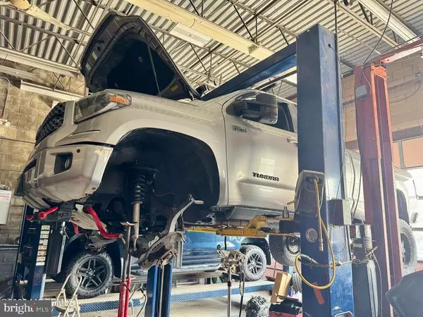 Waretown, NJ 08758,307 ROUTE 9