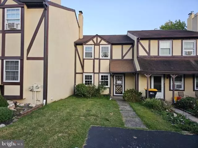 805 SANDRA LN, Norristown, PA 19403