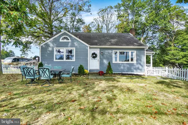 Windsor, PA 17366,240 S CAMP ST