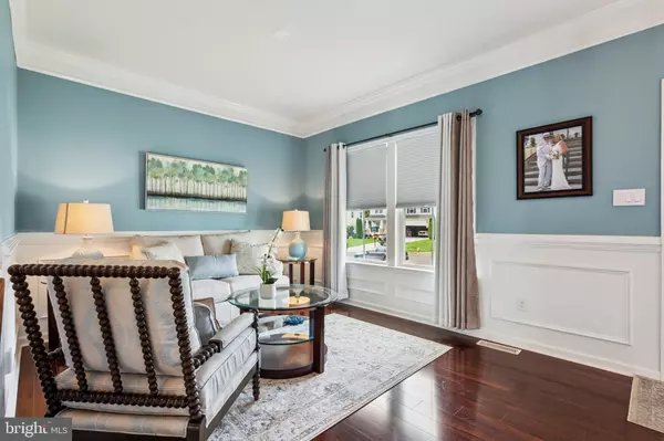 Cinnaminson, NJ 08077,9 OLMSTED LN