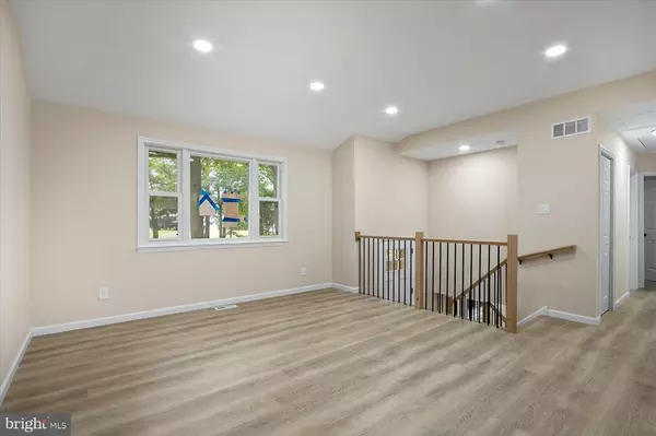 West Berlin, NJ 08091,470 E TAUNTON AVE