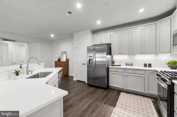 Frederick, MD 21704,3272 PINE NEEDLE CIR #202