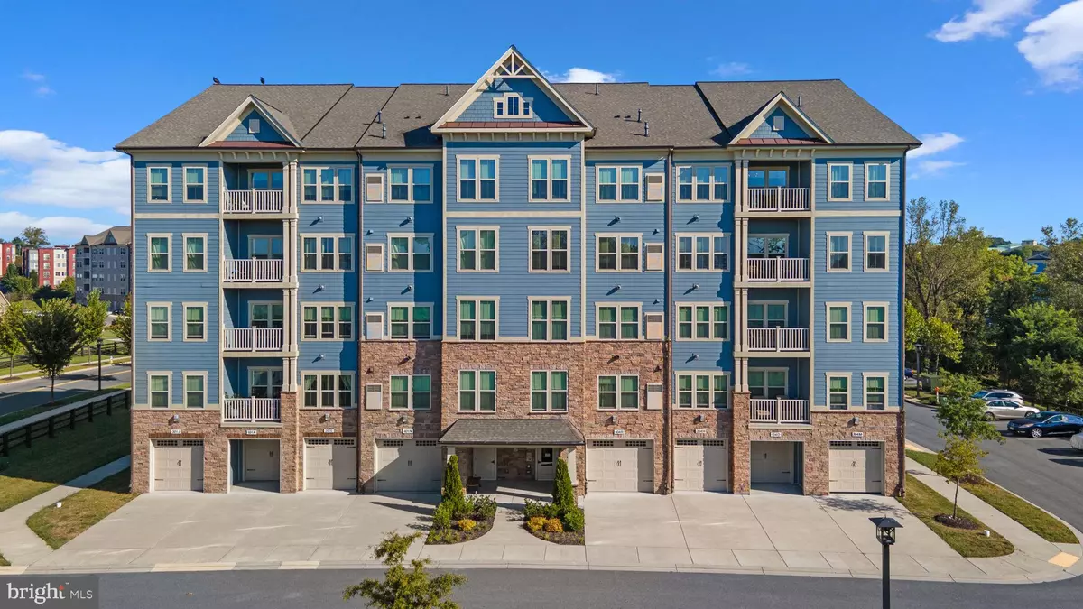 Frederick, MD 21704,3272 PINE NEEDLE CIR #202