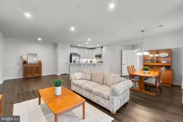 Frederick, MD 21704,3272 PINE NEEDLE CIR #202