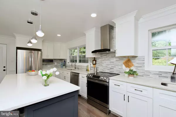 Fairfax, VA 22032,4522 PICKETT RD