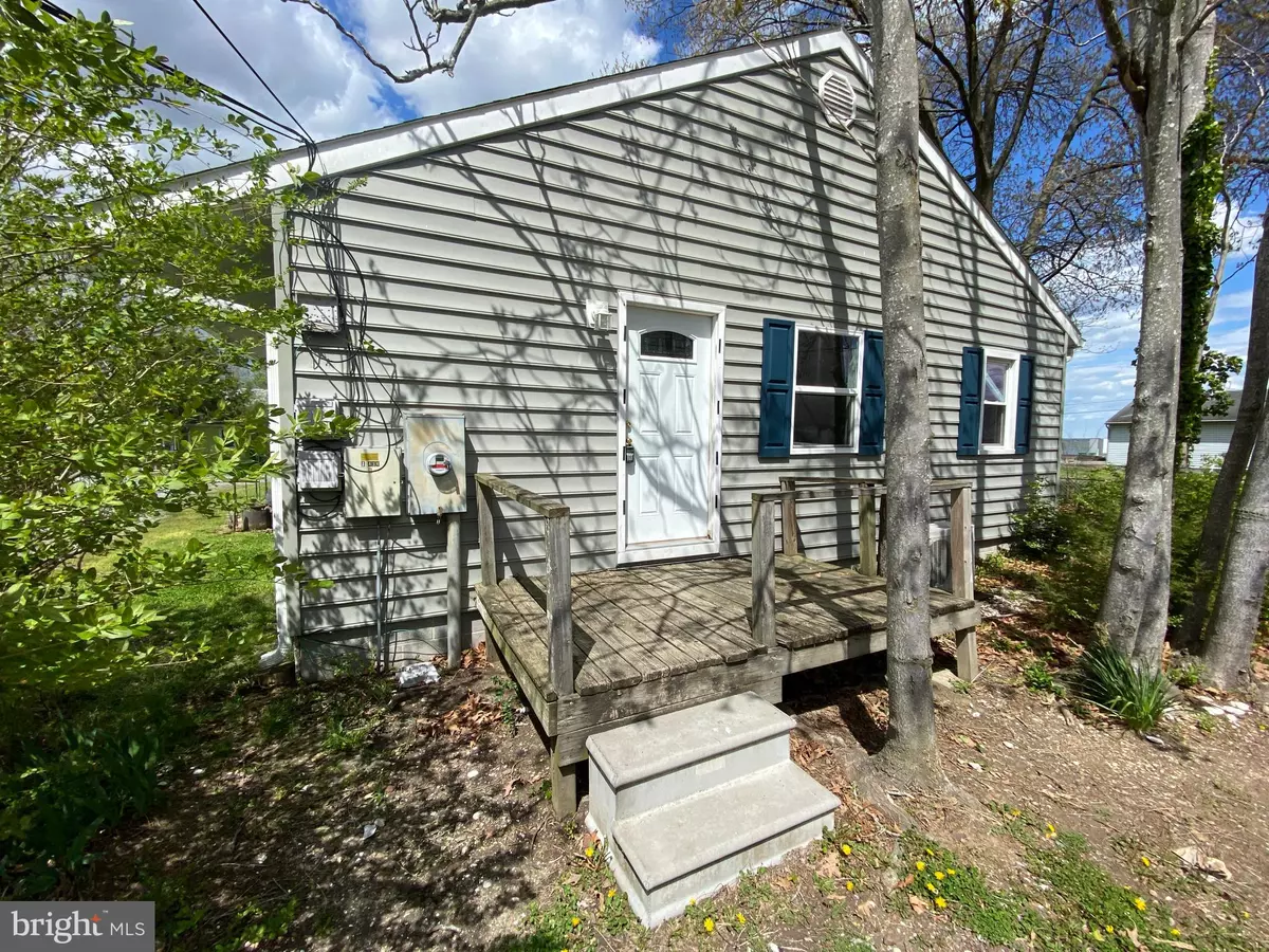 Colonial Beach, VA 22443,201 NORTH IRVING #B