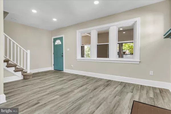 Wilmington, DE 19802,907 W 25TH ST