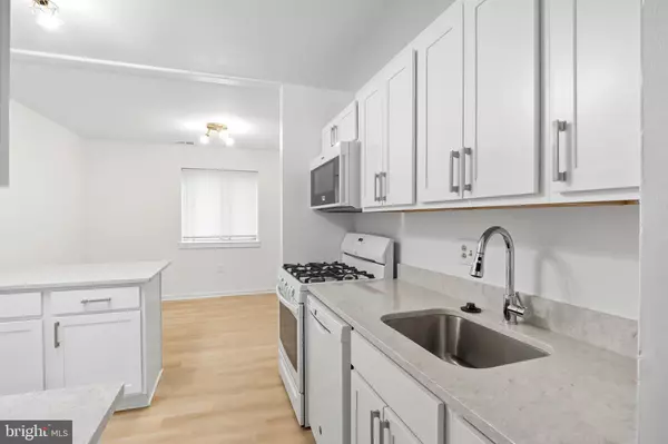 Columbia, MD 21044,5005 GREEN MOUNTAIN CIR #4