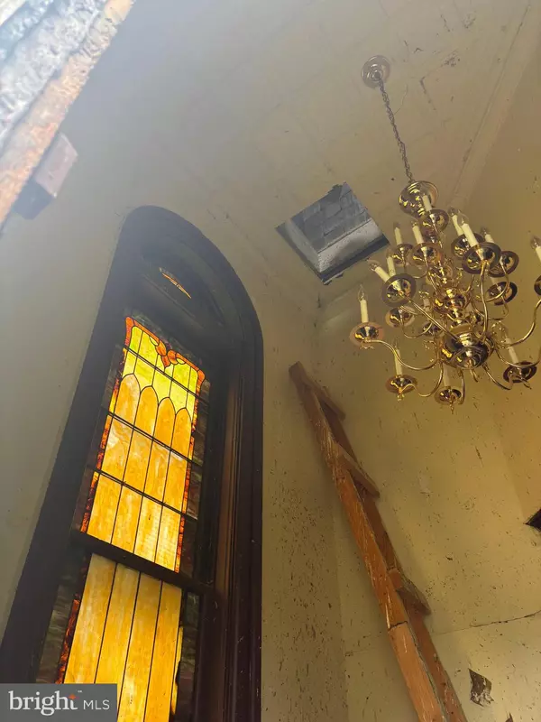 Hurlock, MD 21643,309 S MAIN ST