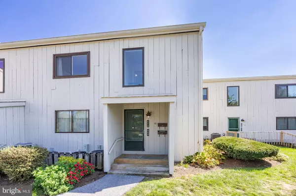 West Chester, PA 19382,650 SUMMIT HOUSE #650