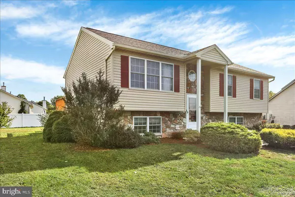 Shoemakersville, PA 19555,25 WAXWOOD RD