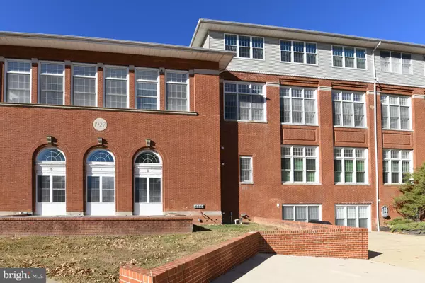 Clayton, NJ 08312,100 AURA RD #214