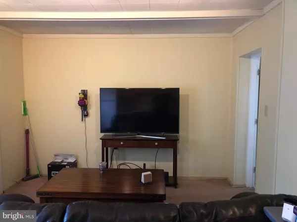 Conshohocken, PA 19428,214 W 3RD AVE #FIRST FLOOR, REAR