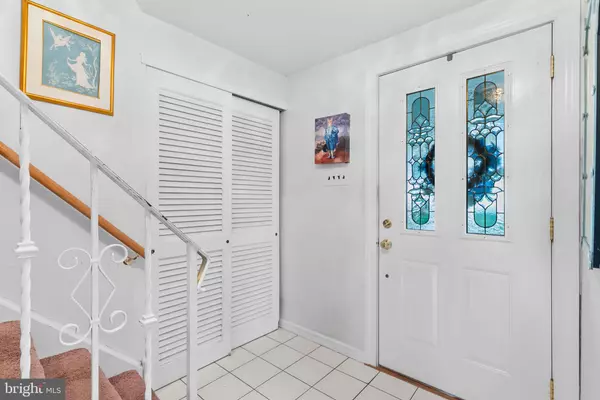 Yardley, PA 19067,13 PLYMOUTH LN