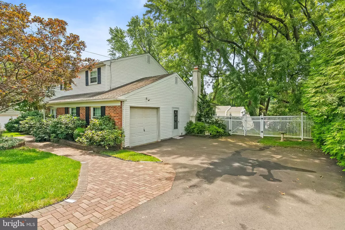 Yardley, PA 19067,13 PLYMOUTH LN