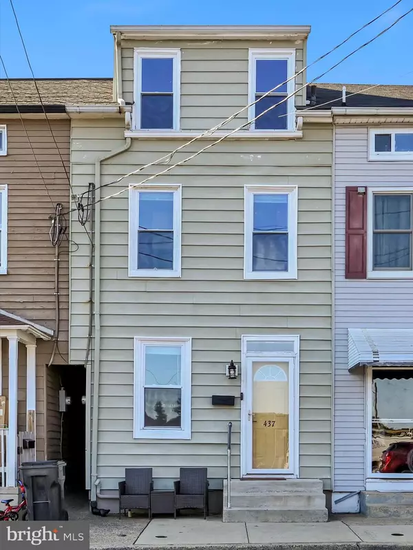 Columbia, PA 17512,437 CHERRY ST
