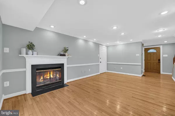 Centreville, VA 20120,14286 PATRIARCH CT