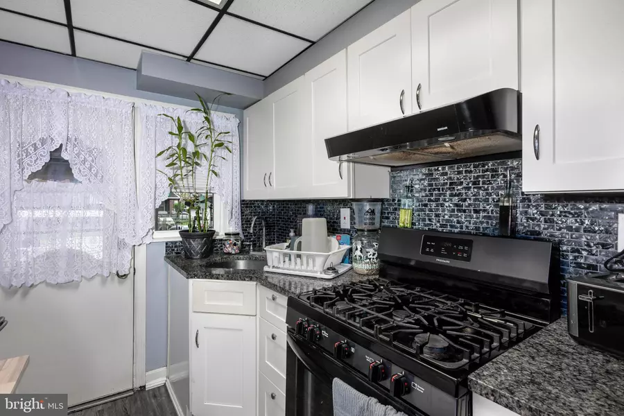 2122 FIRETHORN RD, Middle River, MD 21220