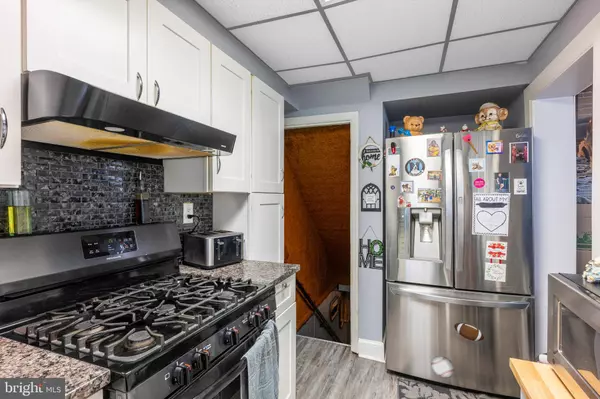 Middle River, MD 21220,2122 FIRETHORN RD