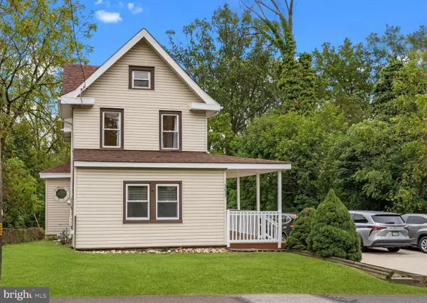 Feasterville Trevose, PA 19053,3633 BROWNSVILLE