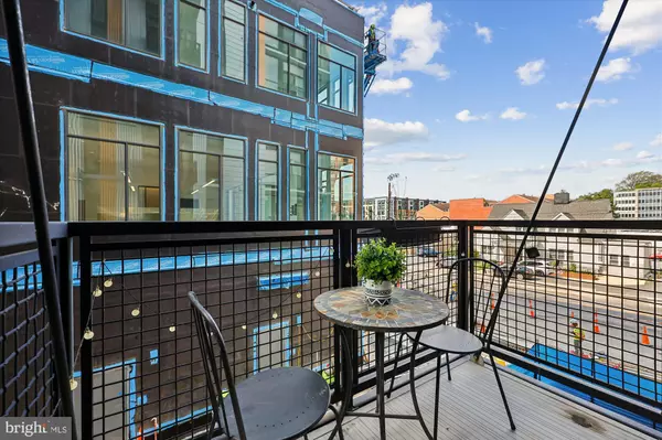 Silver Spring, MD 20910,1320 FENWICK LN #203