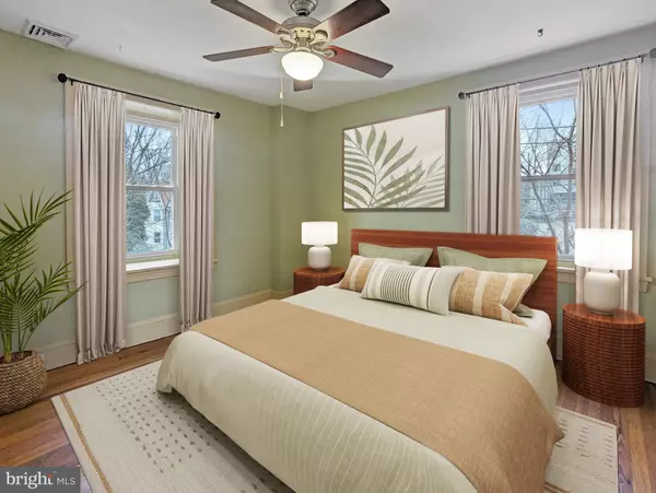 Philadelphia, PA 19119,6617 QUINCY ST