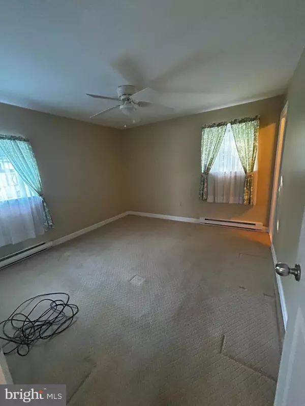 Easton, MD 21601,8566 DYOTT CT