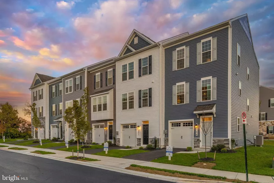 102 SPRING BANK WAY, Frederick, MD 21701